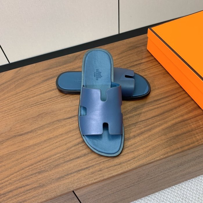 Шлепанцы женские фото 4