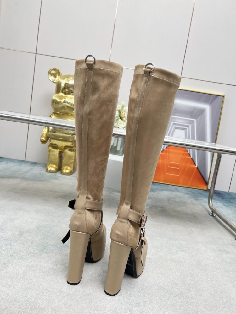 Сапоги женские кожаные на высоком каблуке и платформе фото 5