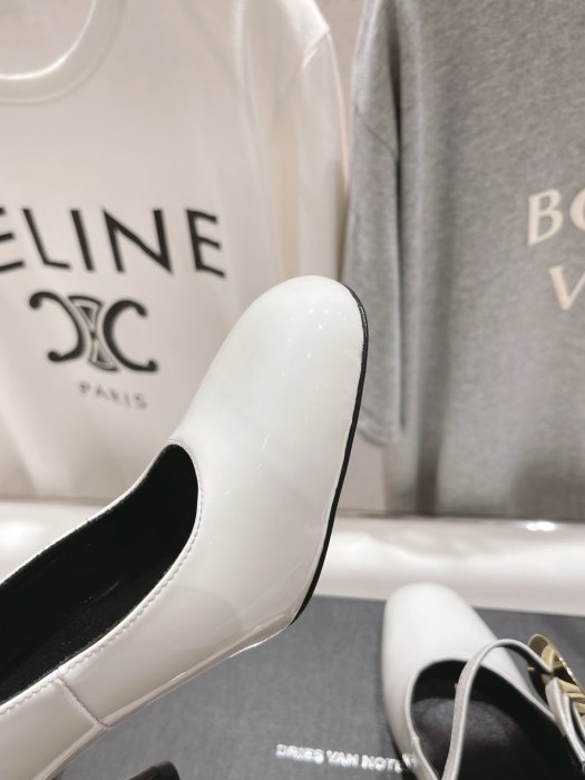 Босоножки фото 7