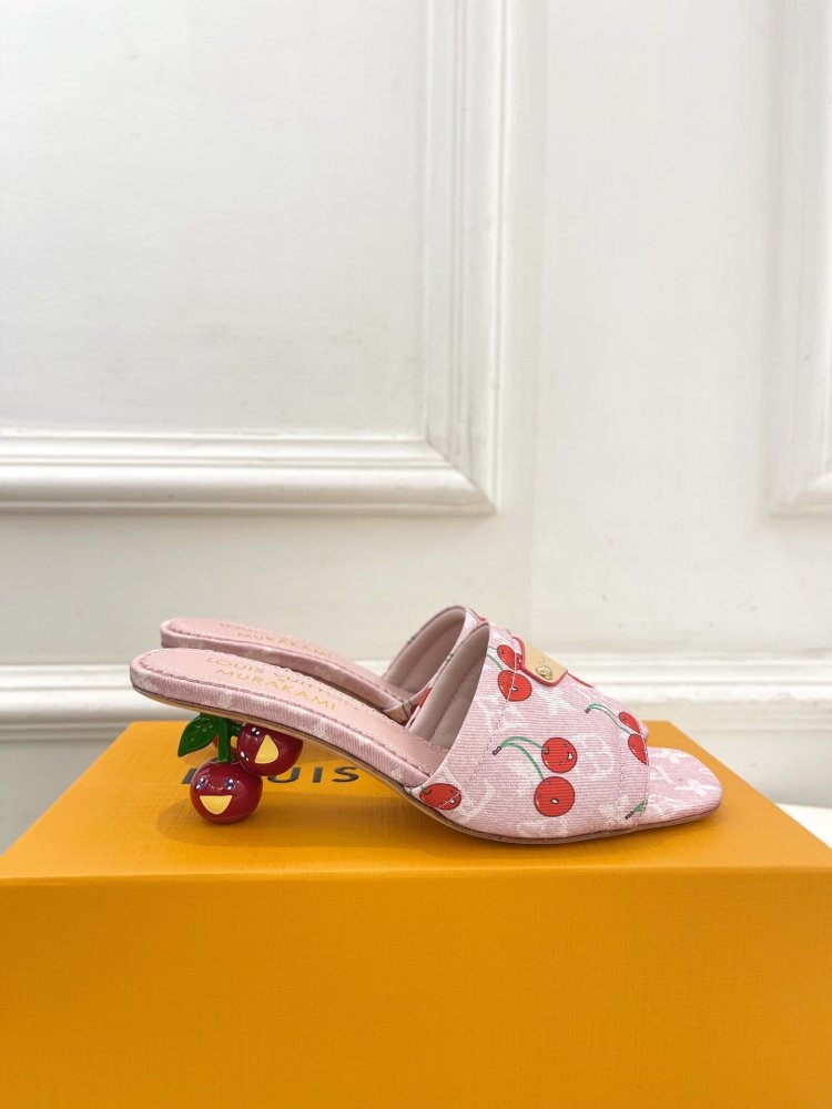 Босоножки фото 2