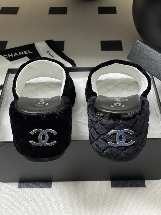 Босоножки фото 9