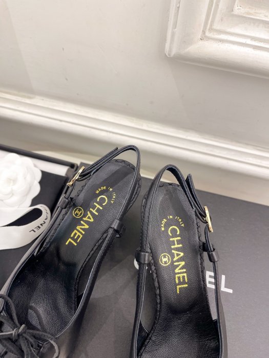 Босоножки фото 6