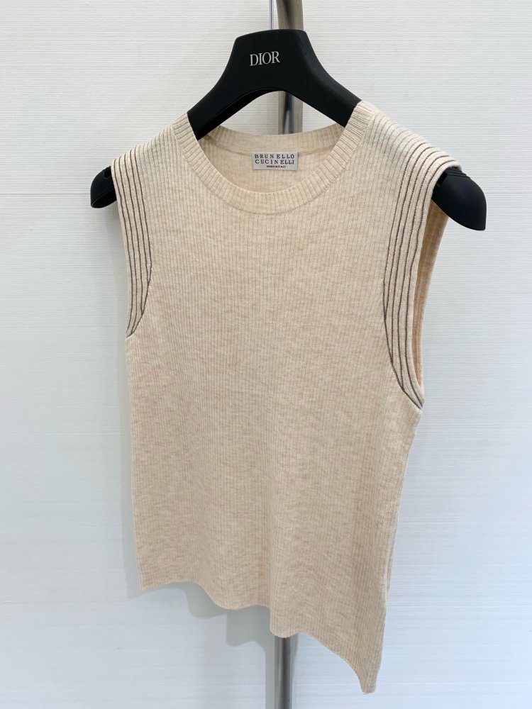 Одежда фото 2