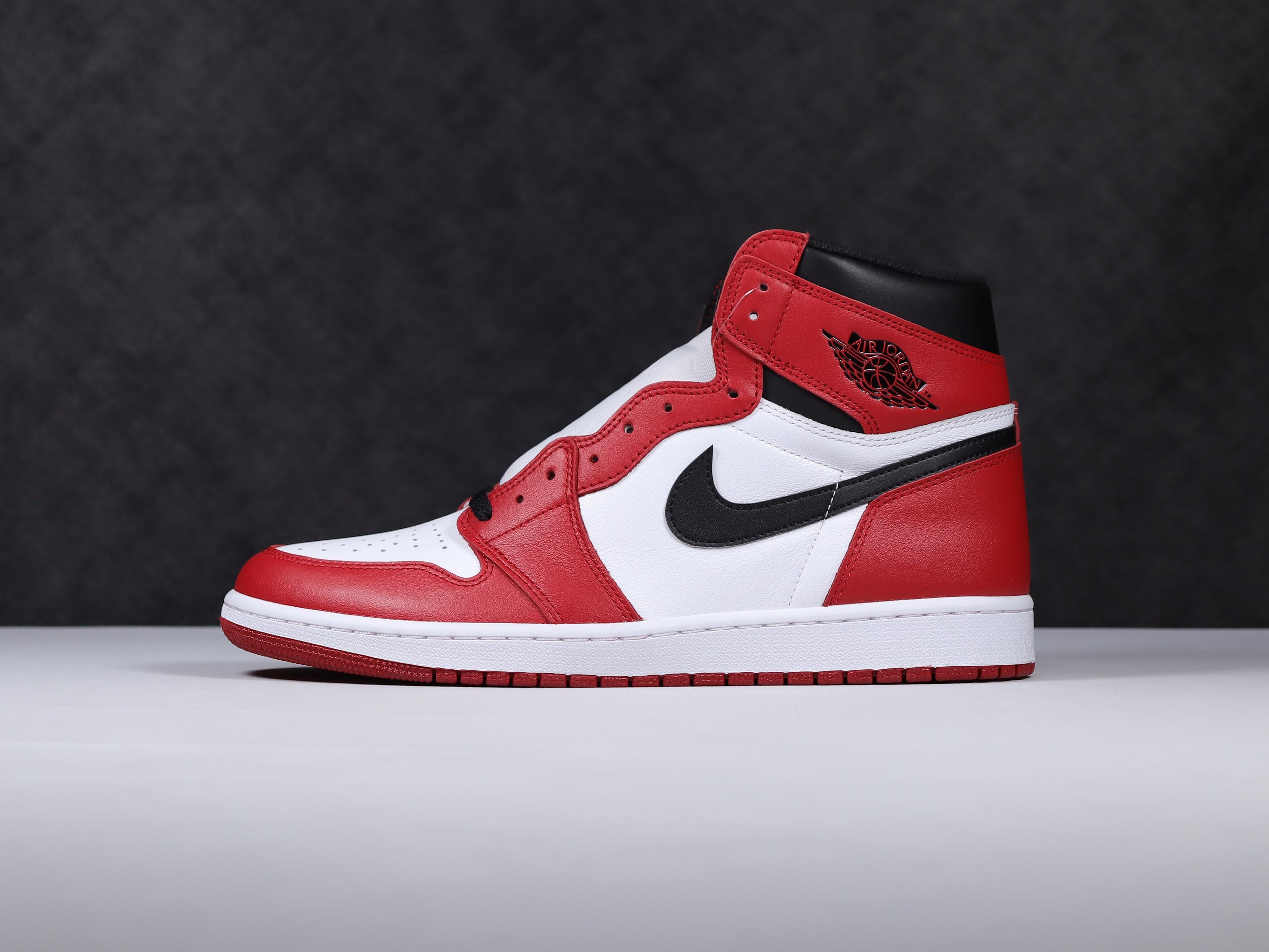 Sneakers Jordan 1 Retro Chicago (2015) - 555088-101 фото 3