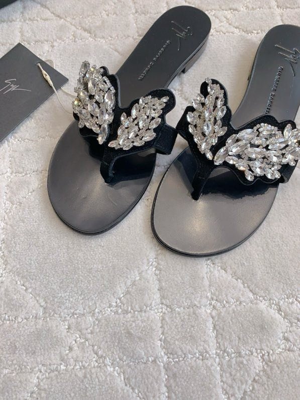 Шльопанці фото 4