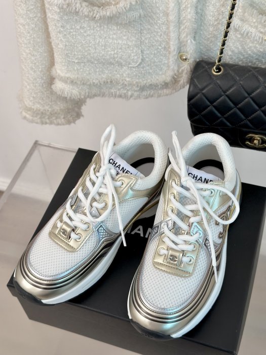 Sneakers women's фото 2