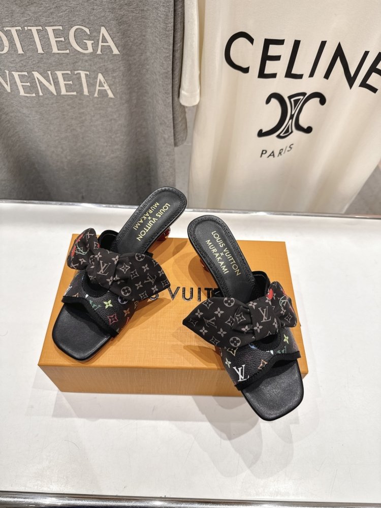 Босоножки фото 2