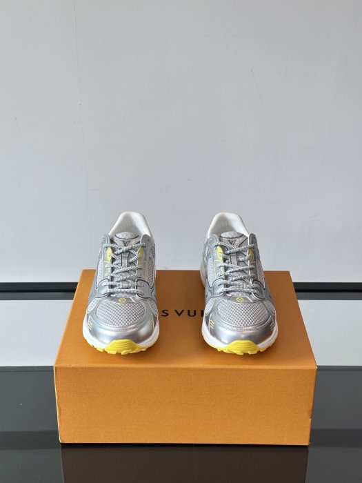 Кроссовки мужские фото 2