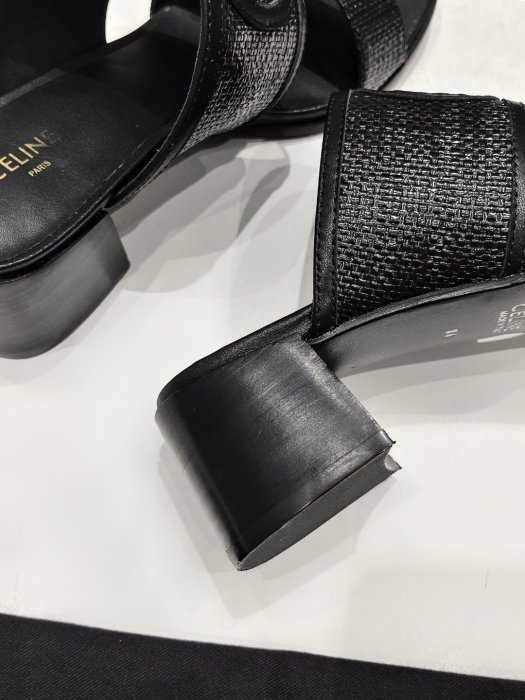 Босоножки фото 8