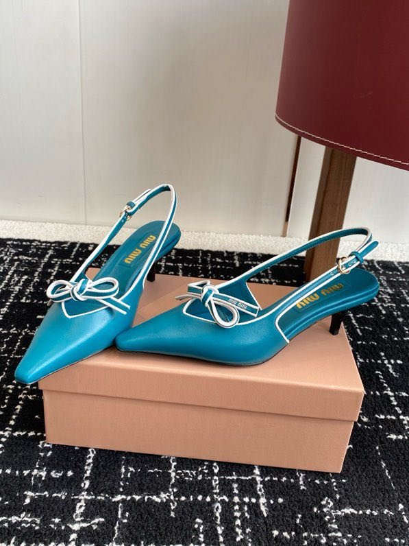 Босоножки фото 3