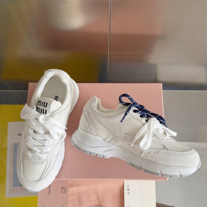 Кроссовки фото 3