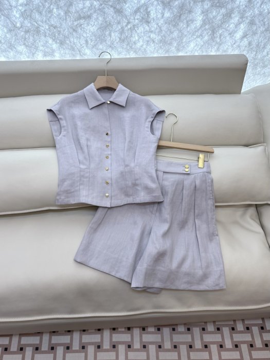 Костюм женский фото 3