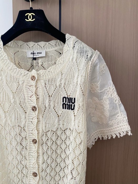 Футболка женская фото 3