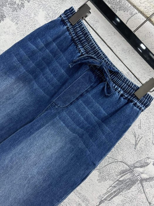 Jeans women's фото 2