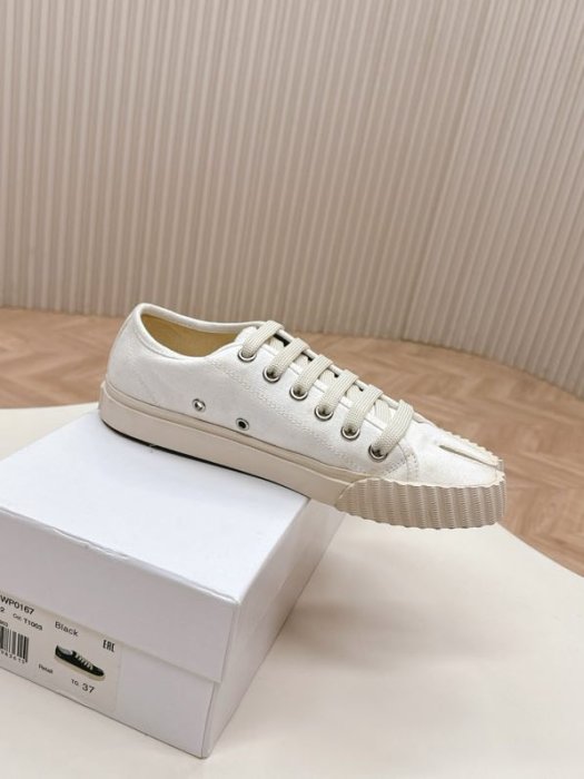 Кеди жіночі з роздвоєним носком фото 7