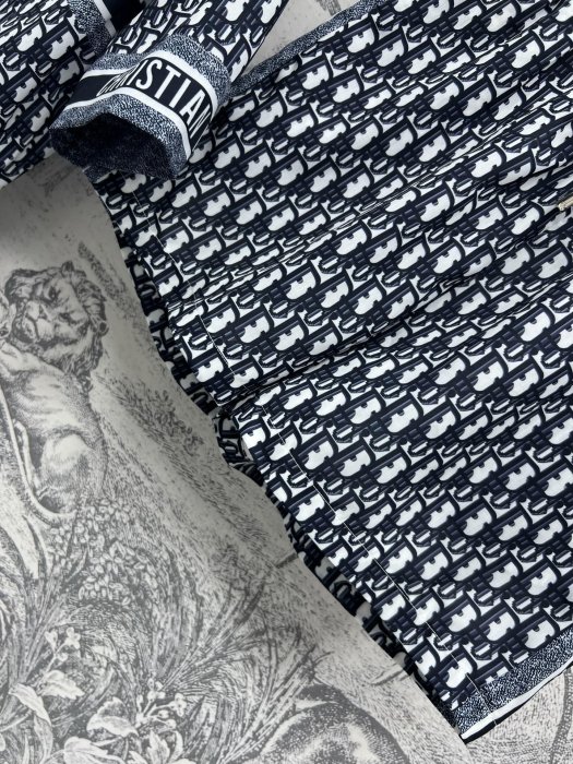 Костюм женский фото 5