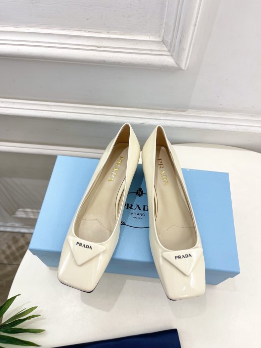 Туфли женские