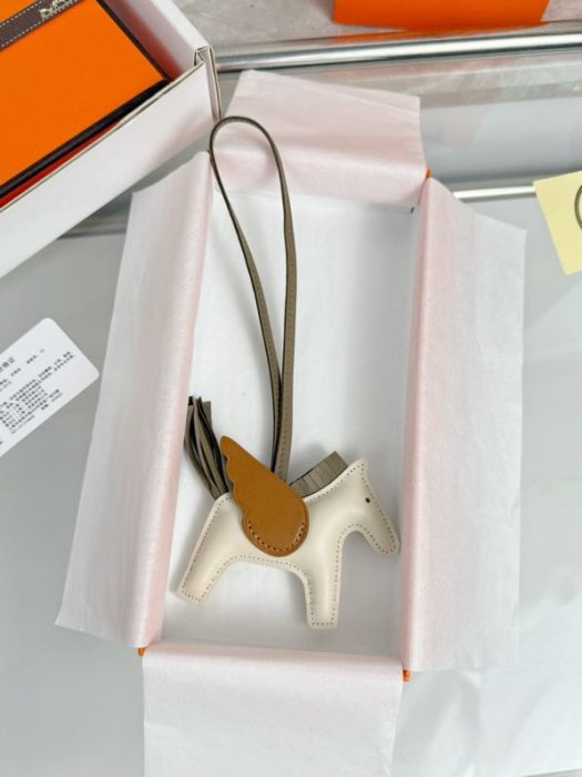 Брелок Rodeo pegase на сумку фото 2