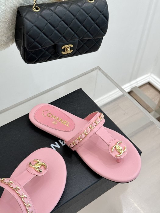 Шлепанцы фото 5