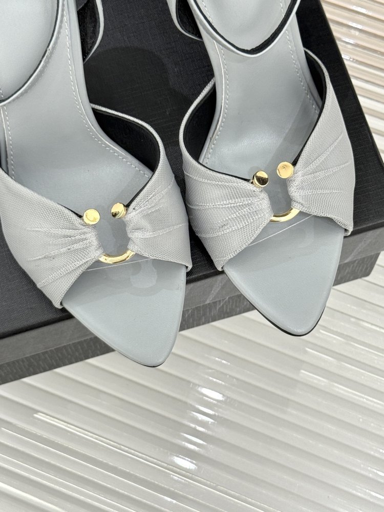 Босоніжки фото 7