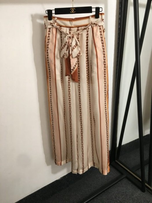 Costume female фото 6