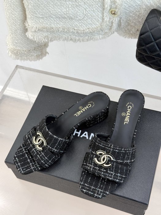 Босоножки фото 2