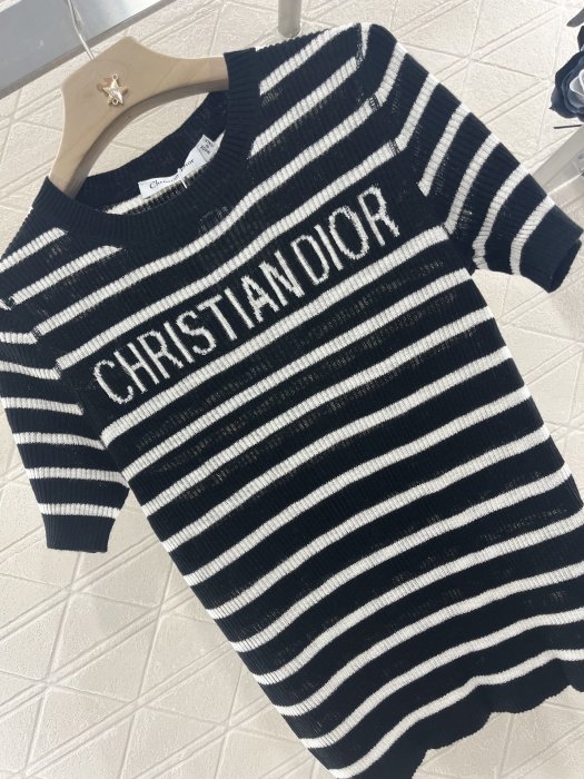 Футболка женская фото 4