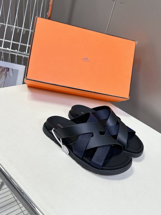 Шлепанцы фото 2