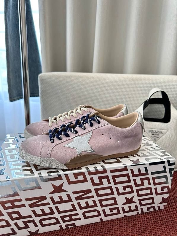 Кроссовки фото 3