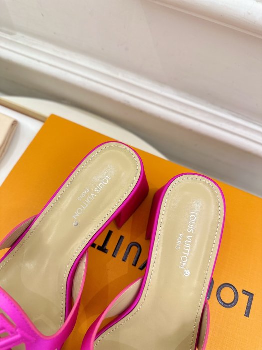 Босоножки фото 7