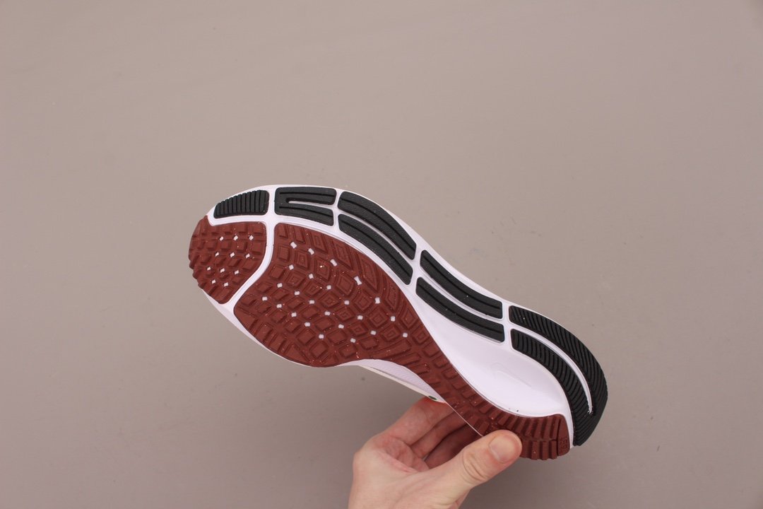 Кросівки Air Zoom Pegasus 38 Sail Gym Red Dune Red DQ4499-101 фото 7