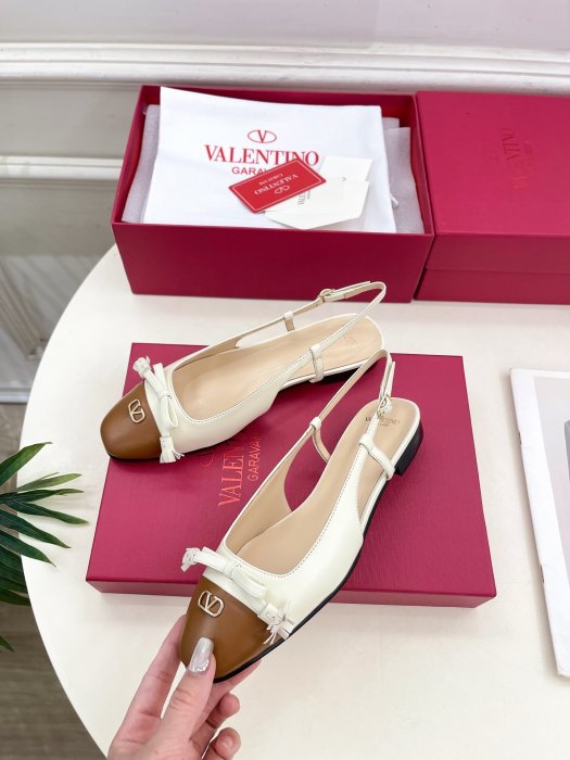 Босоножки фото 3