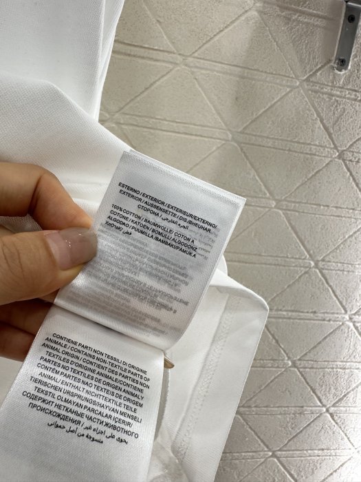 Футболка жіноча фото 9