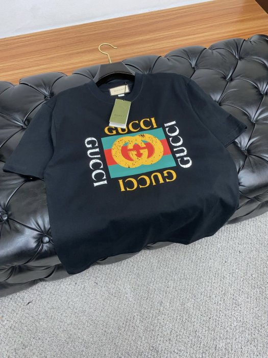 T-shirt men's фото 8