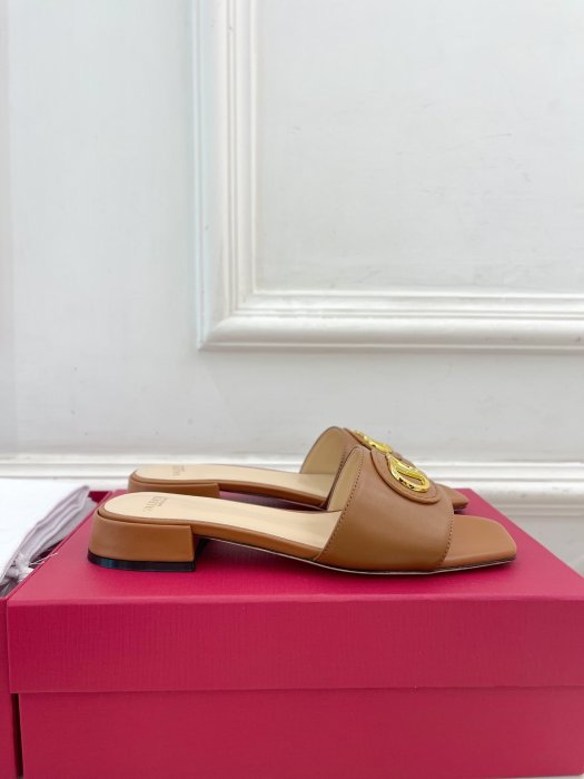 Босоножки фото 4