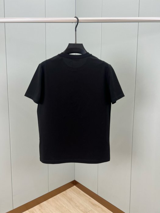 T-shirt men's фото 2