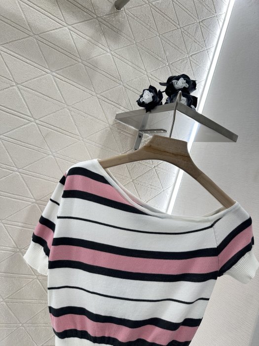 Футболка женская фото 4