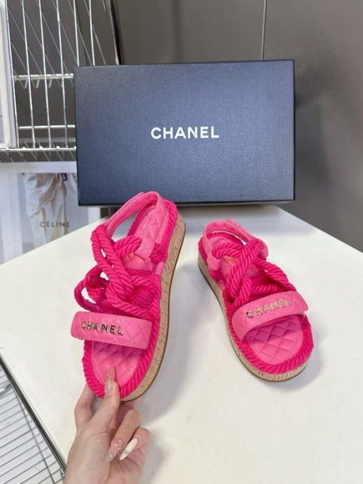 Сандалии женские фото 6