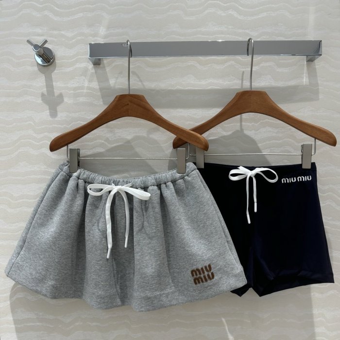 Shorts women's