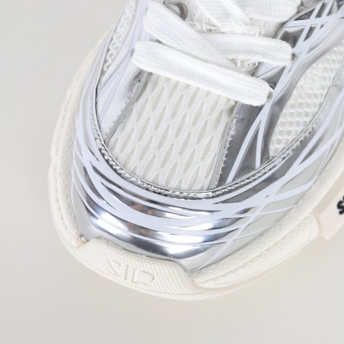 Кросівки фото 5