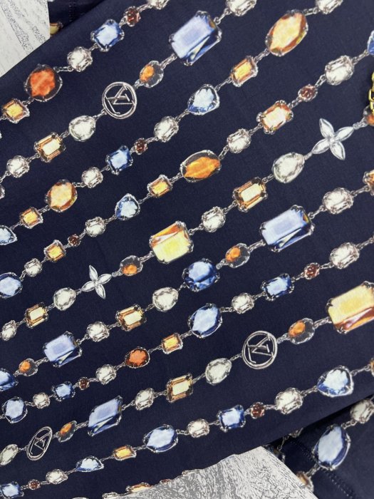 T-shirt women's фото 3