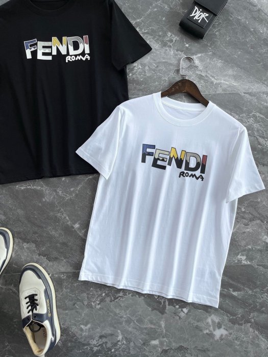 T-shirt men's фото 3