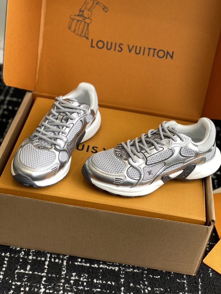 Кроссовки Olympia женские фото 3