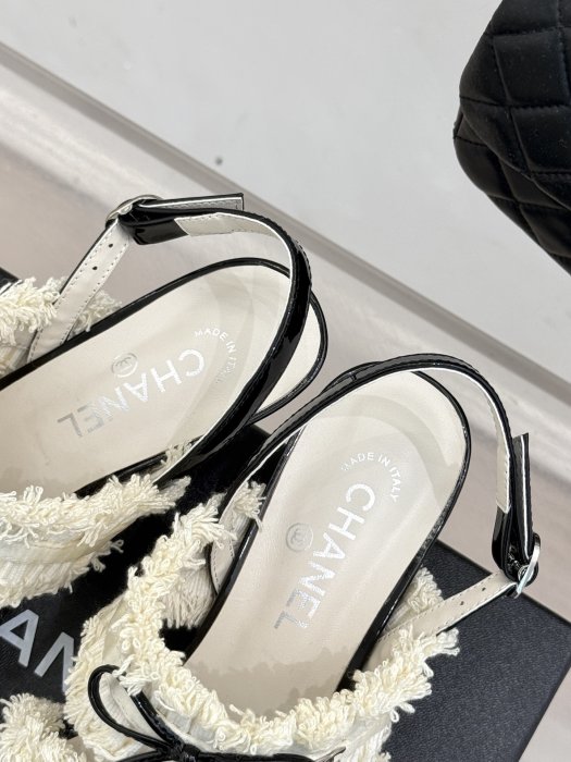 Босоножки фото 8