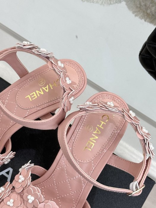 Босоножки фото 8