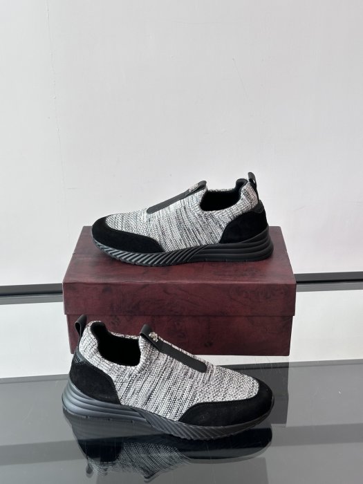 Кроссовки фото 4