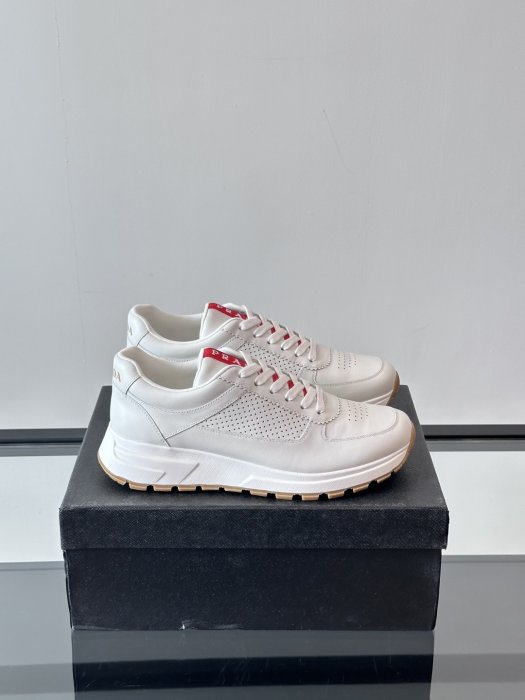 Кроссовки мужские