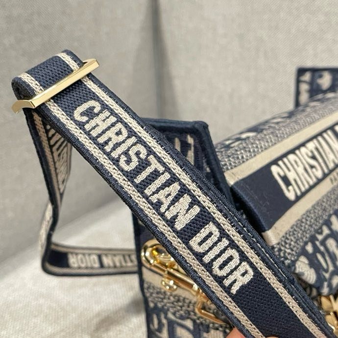 Сумка мессенджер 23 см фото 6