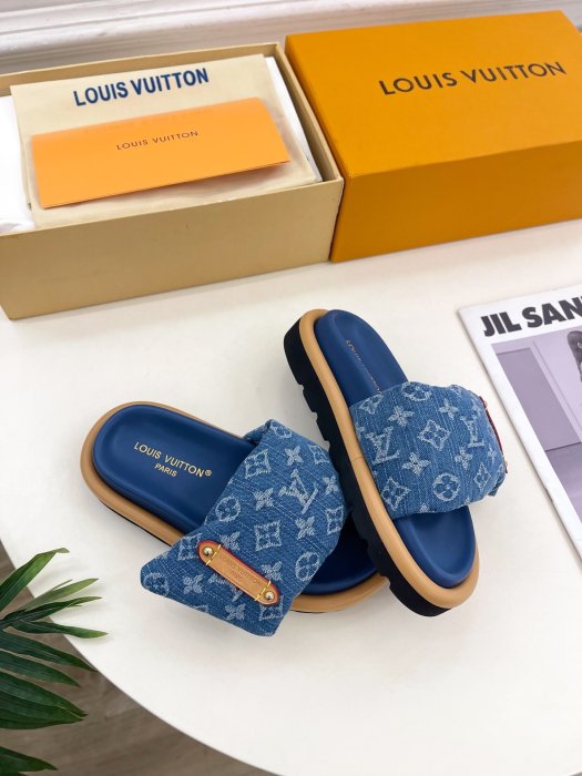 Шлепанцы фото 5