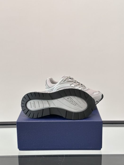 Sneakers men's фото 9